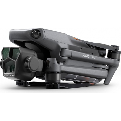 Квадрокоптер DJI Mavic 3 Pro Fly More Combo (DJI RC Pro)